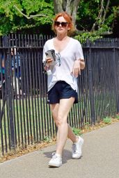 Isla Fisher Steps Out in London in Casual Summer Whites
