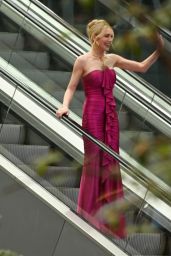 Jamie Lee Curtis & Lindsay Lohan: Freaky Fashion Friday