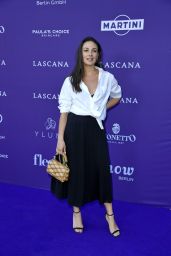 Janina Uhse Channels Chic Simplicity at Lascana Summer Club in Berlin
