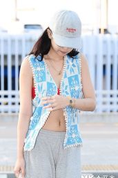 Jennie Kim Debuts Whimsical Airport Style at Incheon
