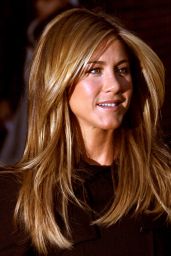 Jennifer Aniston Elevates NYC Street Style