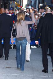 Jennifer Aniston Letterman Show 2005 Style
