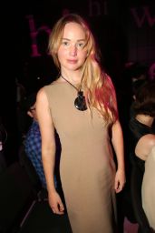Jennifer Lawrence Attends ‘Ta-Da!’ Opening in Flip-Flop Chic – NYC July 2025