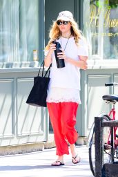 Jennifer Lawrence Layers Lace Over Linen in NYC Street Style Moment – July 2025