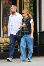 Jennifer Lawrence Wears Vintage Qi Pao Vest in Tribeca – July 2025