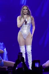 Jennifer Lopez Unleashes Crystal Couture at Madrid’s Movistar Arena