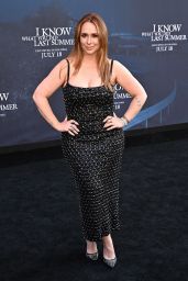 Jennifer Love Hewitt’s Legacy Look at “I Know What You Did Last Summer” L.A. Premiere
