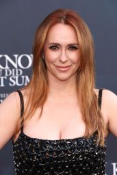 Jennifer Love Hewitt’s Legacy Look at “I Know What You Did Last Summer” L.A. Premiere