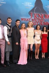 Jennifer Love Hewitt’s Legacy Look at “I Know What You Did Last Summer” L.A. Premiere