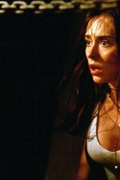 Jennifer Love Hewitt’s White Tank Terror in 1997 Slasher Promo