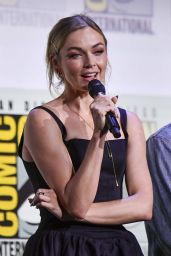 Jess Bush Debuts Gothic Edge at Comic-Con San Diego 2025