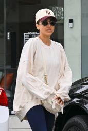 Jessica Alba Debuts Casual Luxe in West Hollywood Errands Look – July 2025