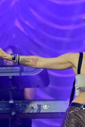 JoJo Electrifies Wawa Welcome America Concert with High-Energy Performance