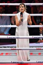 JoJo Unveils Effortless Elegance at Taylor vs. Serrano 3