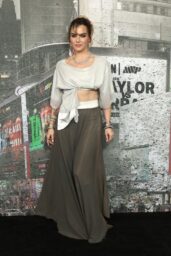 JoJo Unveils Effortless Elegance at Taylor vs Serrano 3