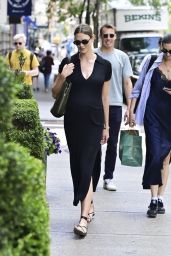 Karlie Kloss Debuts Black Midi Ease on NYC Summer Stroll