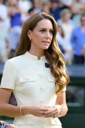 Kate Middleton Attends Wimbledon Final in Structured Self-Portrait Chic