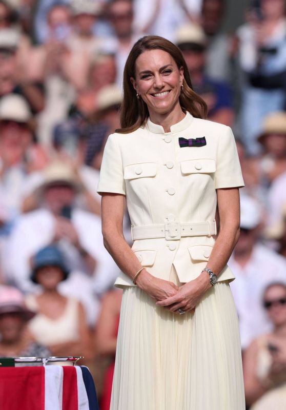 Kate Middleton Attends Wimbledon Final in Structured Self-Portrait Chic