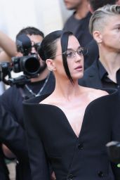 Katy Perry Attends Balenciaga’s Paris Couture Show in Monochrome Whiplash Chic