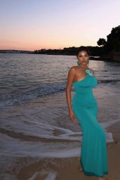 Komal Ilsanker: The Siren Song of Summer Style