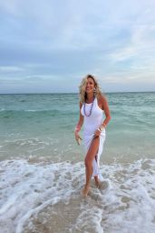 Kristin Cavallari Unveils Tropical Bikini Style