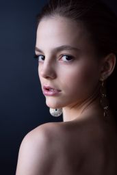 Kristina Tarasenko Unveils Golden Aura in 2025 Photoshoot