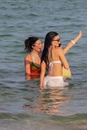 Kylie & Kendall Jenner