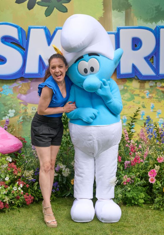 Laura Tobin Embraces Playful Charm at 