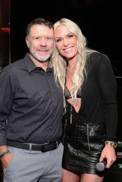 Lindsey Vonn Marks 20 Years with Red Bull at Delilah