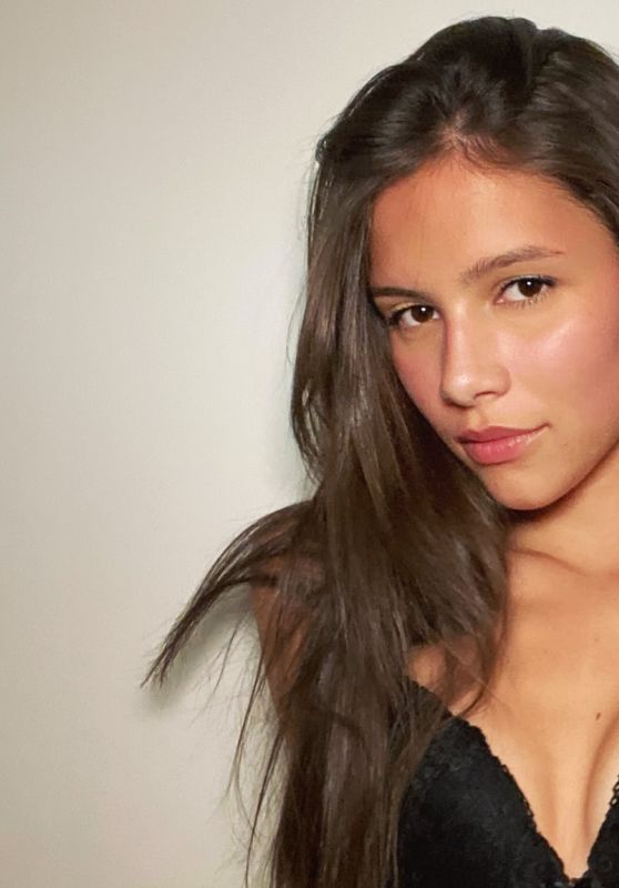 Ludymila Cavalcante Portrait Beauty July 2025