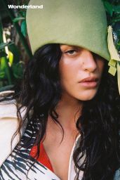 Luna Blaise Embraces Summer