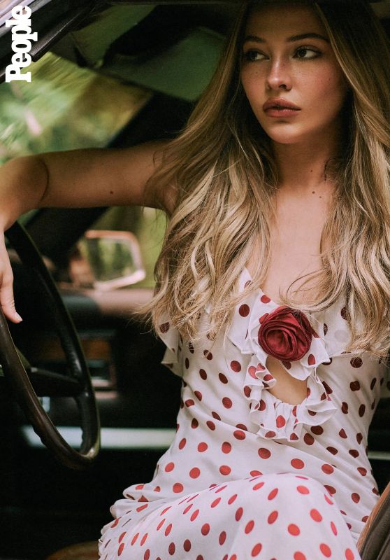 Madelyn Cline and Chase Sui Wonders Debut Slasher Chic for Summer 2025