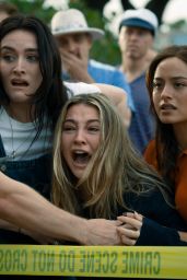 Madelyn Cline Navigates Thrills in I Know What You Did
