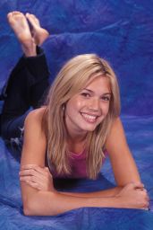 Mandy Moore Channels Bubblegum Edge at Bayfront Park, 1998