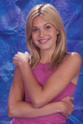 Mandy Moore Channels Bubblegum Edge at Bayfront Park, 1998