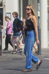 Margot Robbie: London Casual Amidst Party Whirlwind