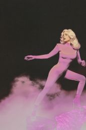 Meghan Trainor Floats in Retro Fantasy for Numéro Netherlands – July 2025