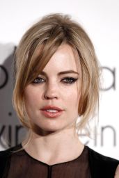 Melissa George Unveils Whiplash Chic at Cannes 2012