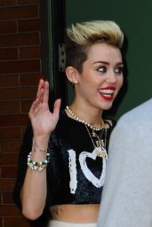 Miley Cyrus Attends GMA in “I ❤️ NY” Punk Glam – June 2013