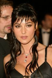 Monica Bellucci’s Lace-Up Noir at Cannes 2002 Premiere
