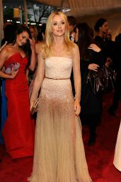 Naomi Watts Shimmers in Nude Tulle at Met Gala 2011