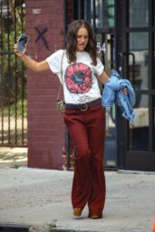Natalie Portman Embraces Retro Flair on "Good Sex" Set in Brooklyn