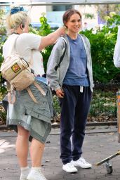 Natalie Portman Films ‘Good Sex’ in NYC’s Washington Square