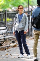 Natalie Portman Films ‘Good Sex’ in NYC’s Washington Square