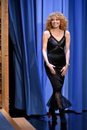 Natasha Lyonne Debuts Lace Noir Look at Tonight Show Taping