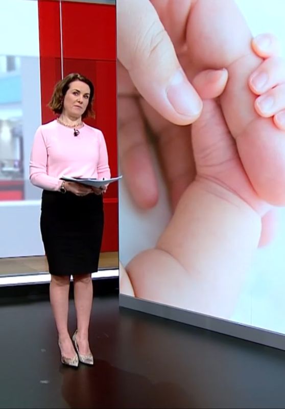 Nina Warhurst Balances Brightness and Authority on BBC News at One
