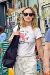 Olivia Wilde Embraces Graphic Ease in Primrose Hill 2025