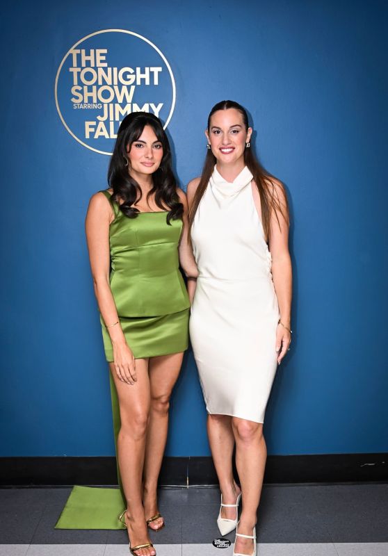 Paige DeSorbo & Hannah Berner Announce in Whiplash White – Tonight Show NYC