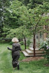 Pamela Anderson Unearths Her Roots for Architectural Digest June 2025
