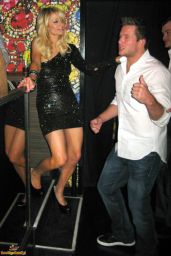 Paris Hilton Strikes Midnight Sparkle at Vanity Club — Las Vegas, 01/16/2010